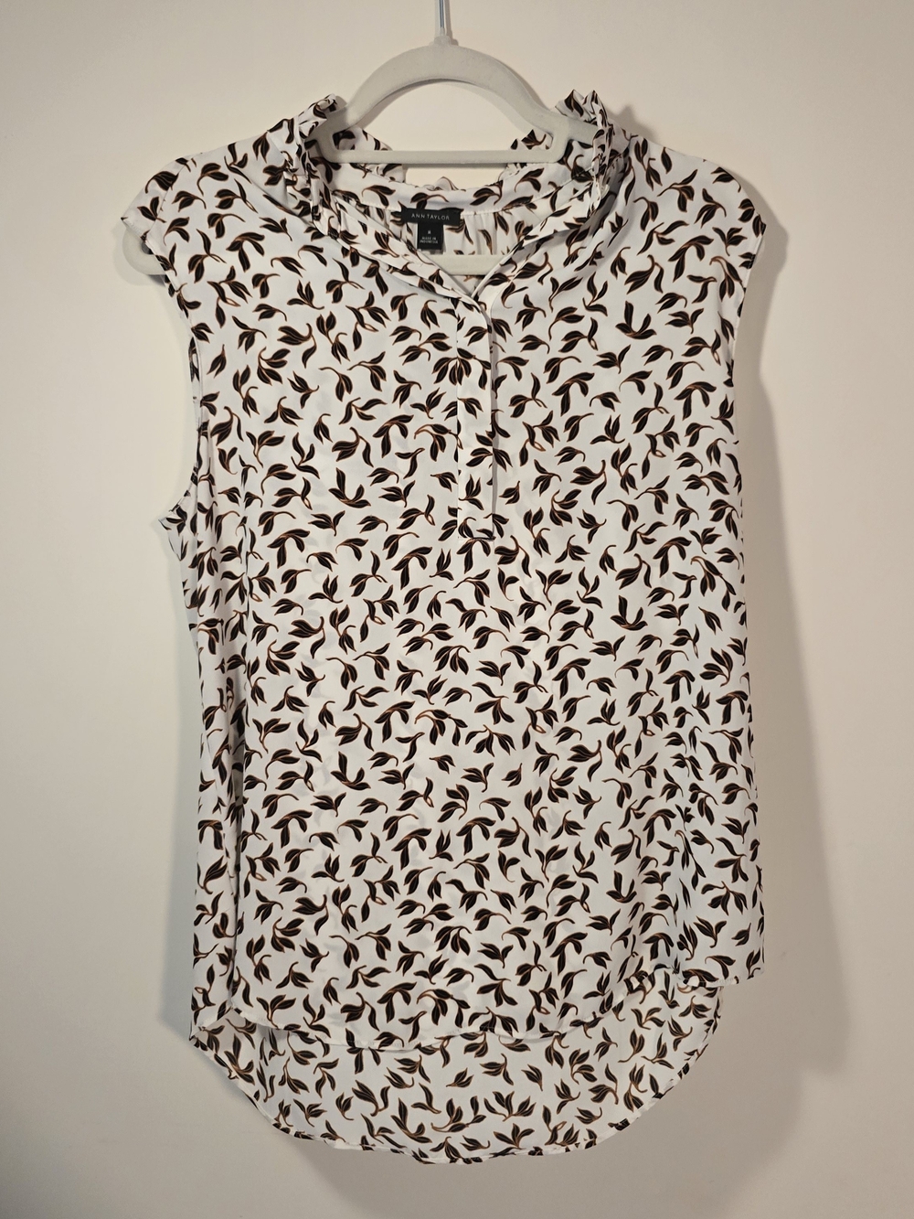 Ann Taylor Sleeveless White Blouse with Brown Leaf Print